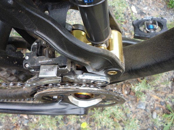 Toss in a gold Chris King bottom bracket and you've got a veritable Fort Knox down there!